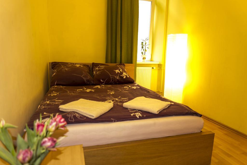 Hostel Yellow Kraków Rum bild