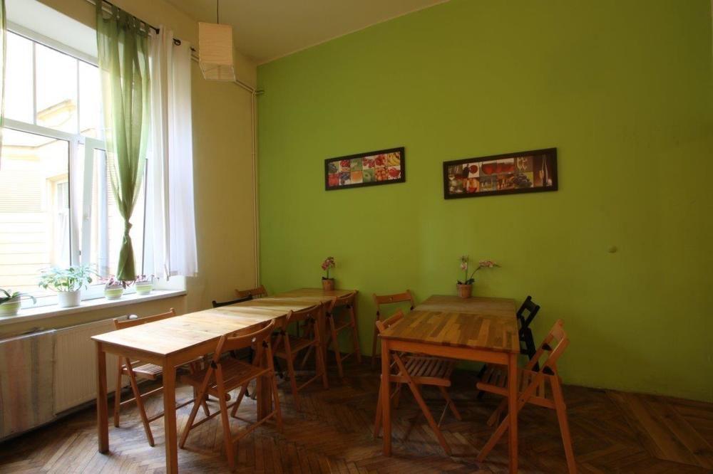 Hostel Yellow Kraków Exteriör bild