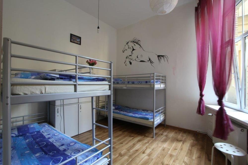 Hostel Yellow Kraków Exteriör bild